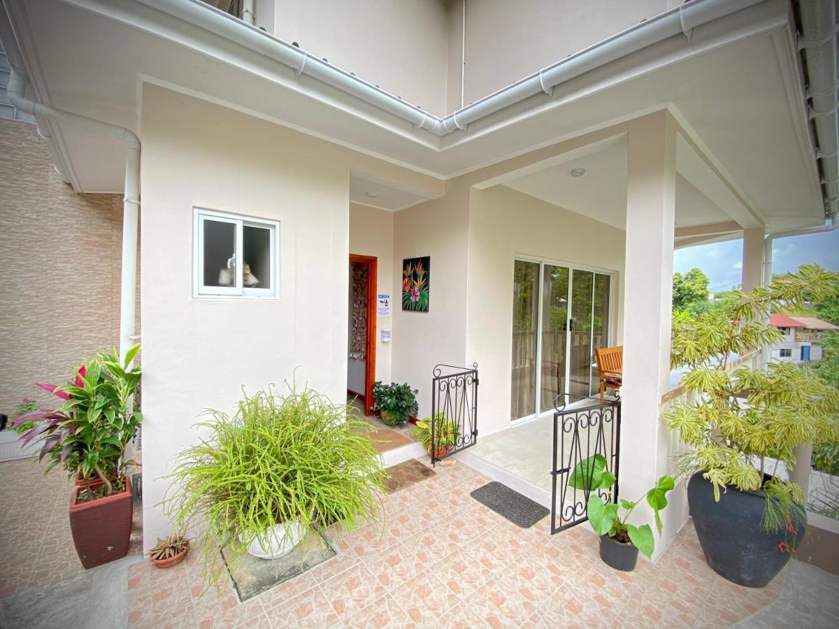 Dusk To Dawn Villa Victoria Exterior photo